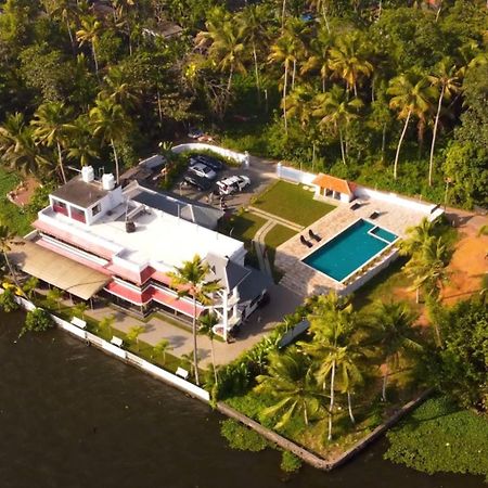 Vembanad Village Backwater Resort Alappuzha ภายนอก รูปภาพ