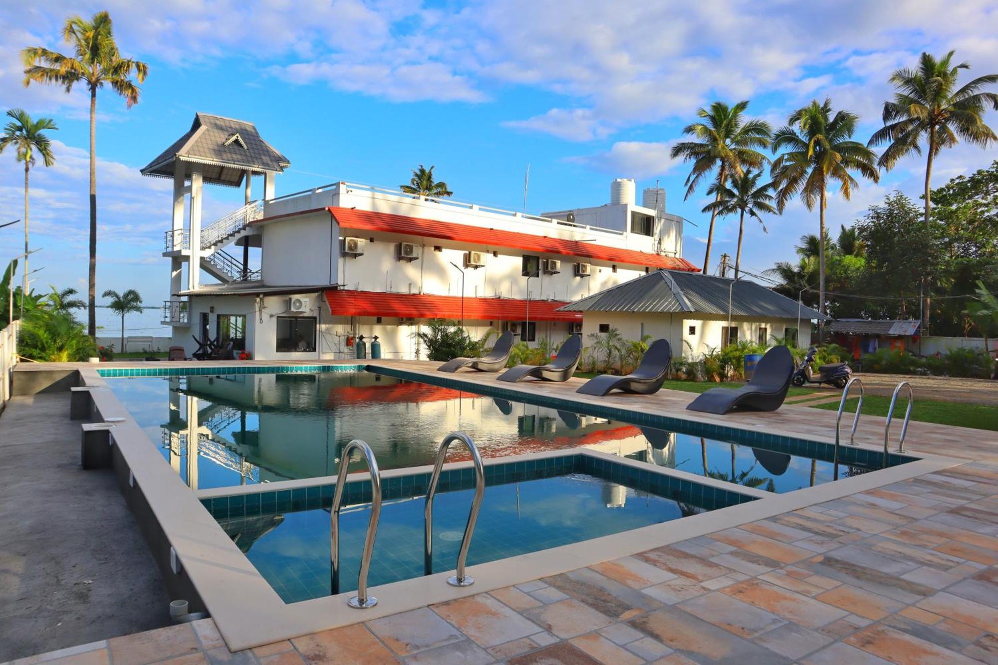 Vembanad Village Backwater Resort Alappuzha ภายนอก รูปภาพ