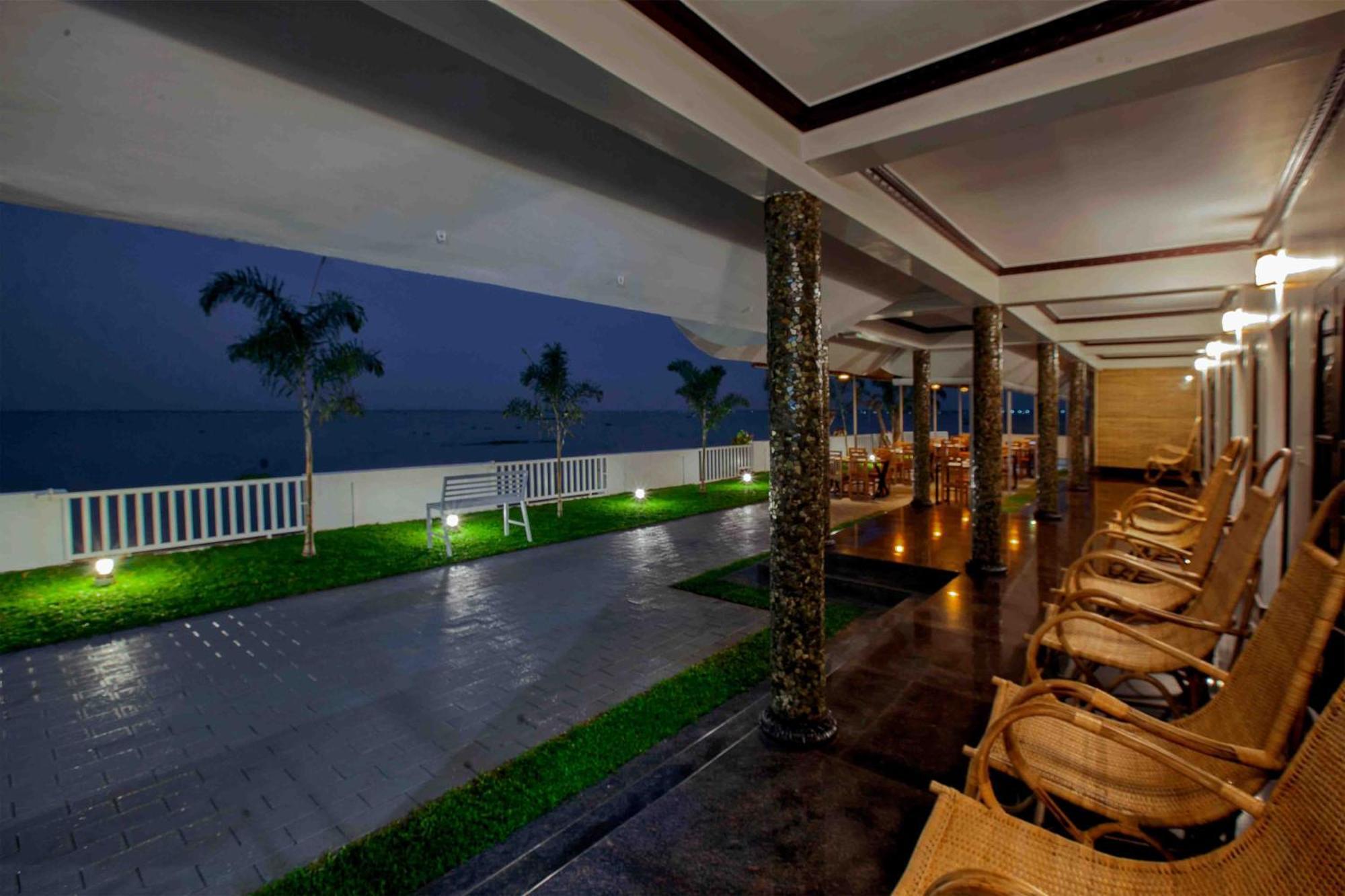 Vembanad Village Backwater Resort Alappuzha ภายนอก รูปภาพ